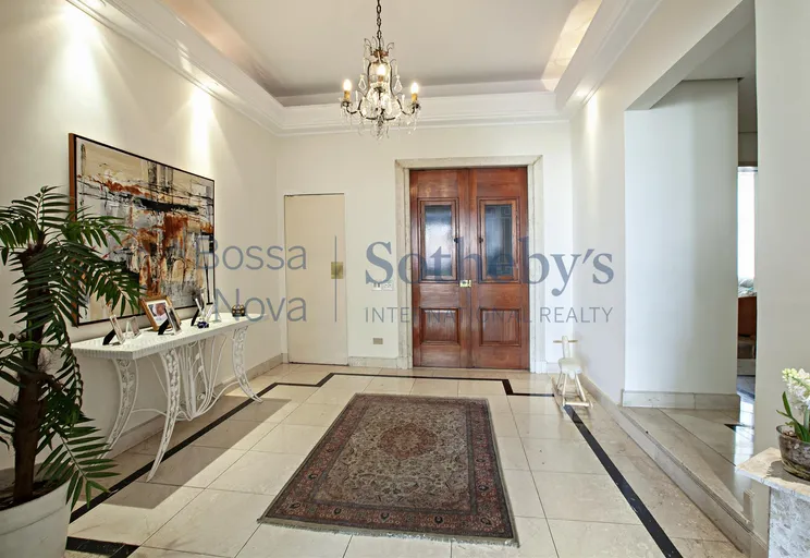Hall - Imagem 2