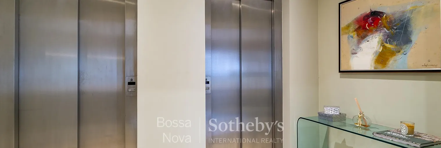 Hall - Imagem 2