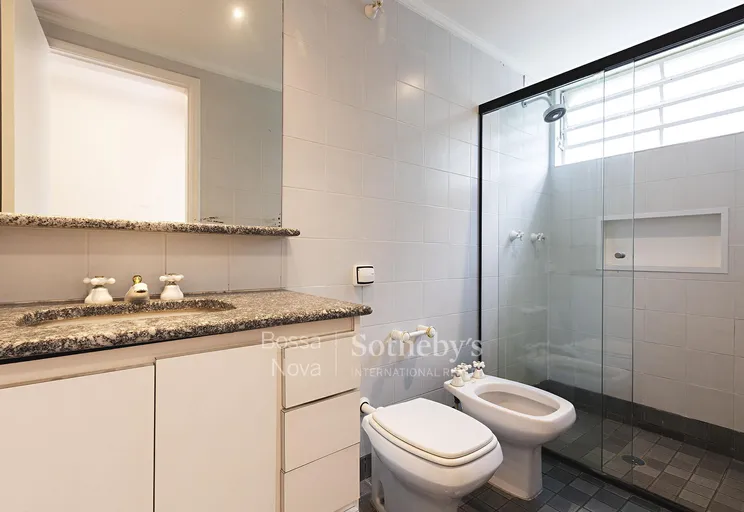 Banheiro da suíte 2 - Imagem 32