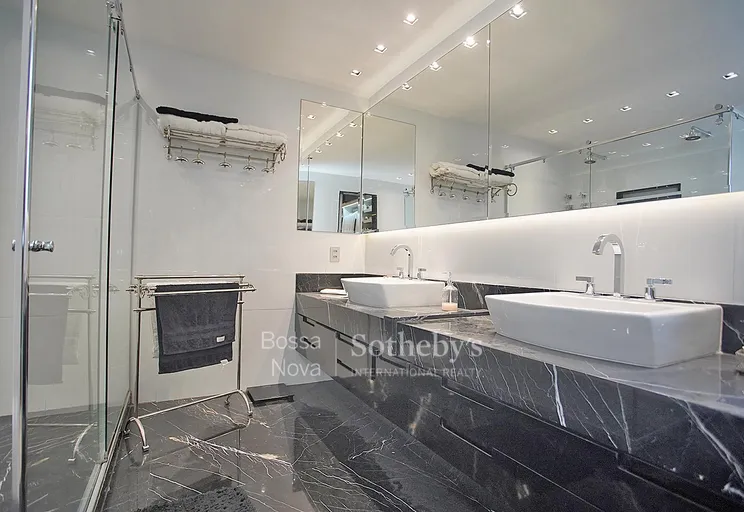 Banheiro da suíte 2 - Imagem 47