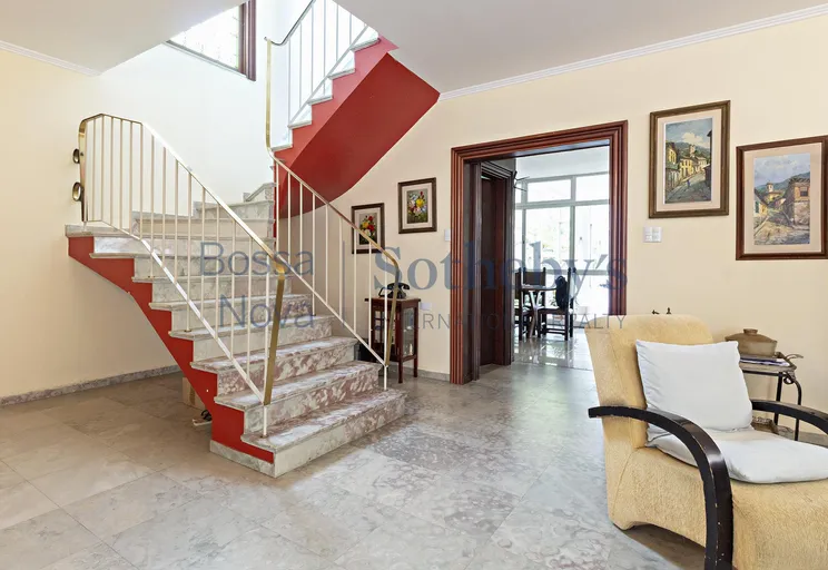 Hall - Imagem 5