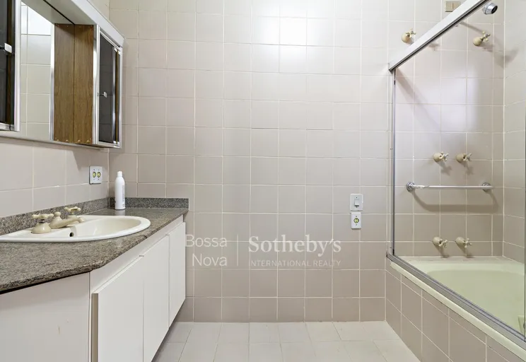 Banheiro da suíte 2 - Imagem 24