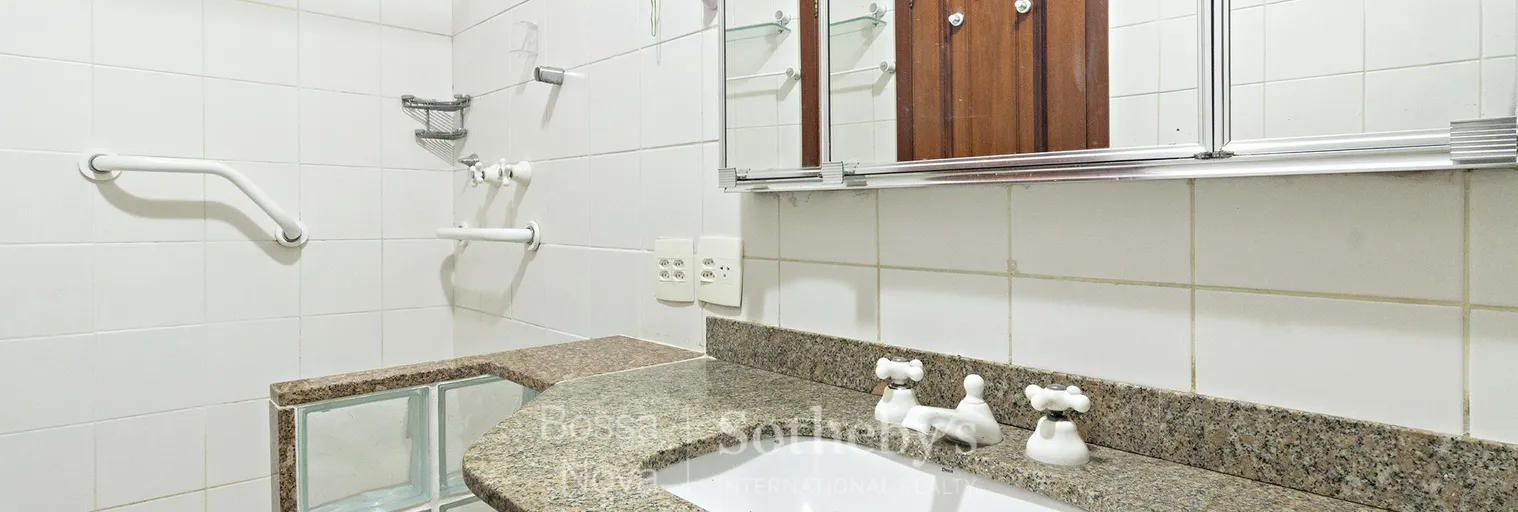 Banheiro da suíte 3 - Imagem 26