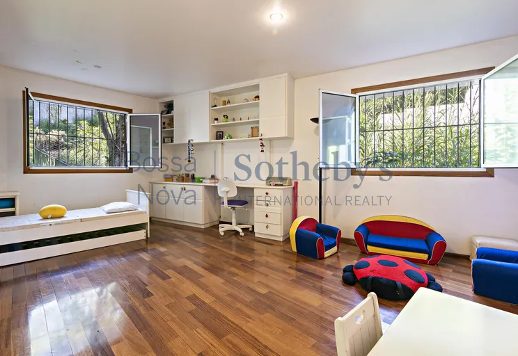 Sala íntima - Imagem 18