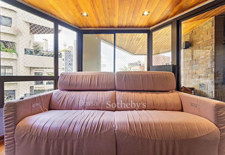 Sala íntima - Imagem 15