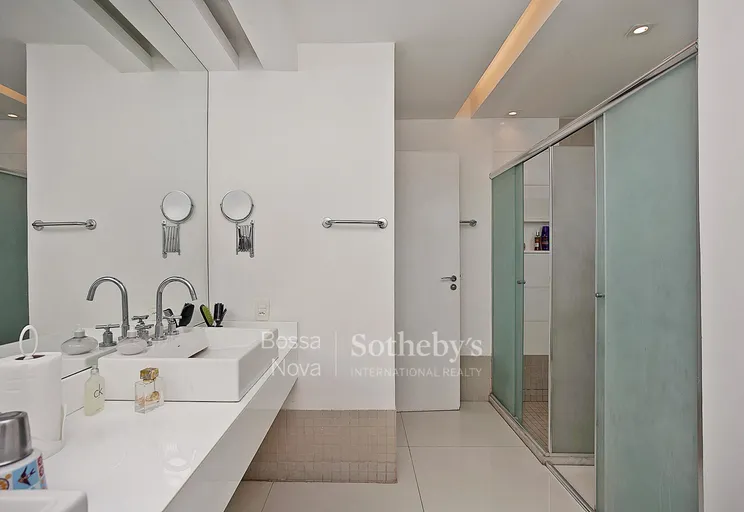 Banheiro da suíte máster - Imagem 18