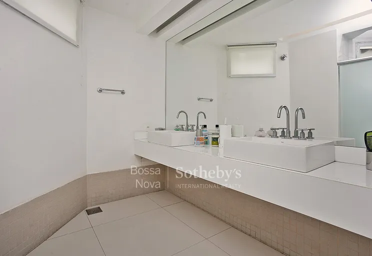 Banheiro da suíte máster - Imagem 17