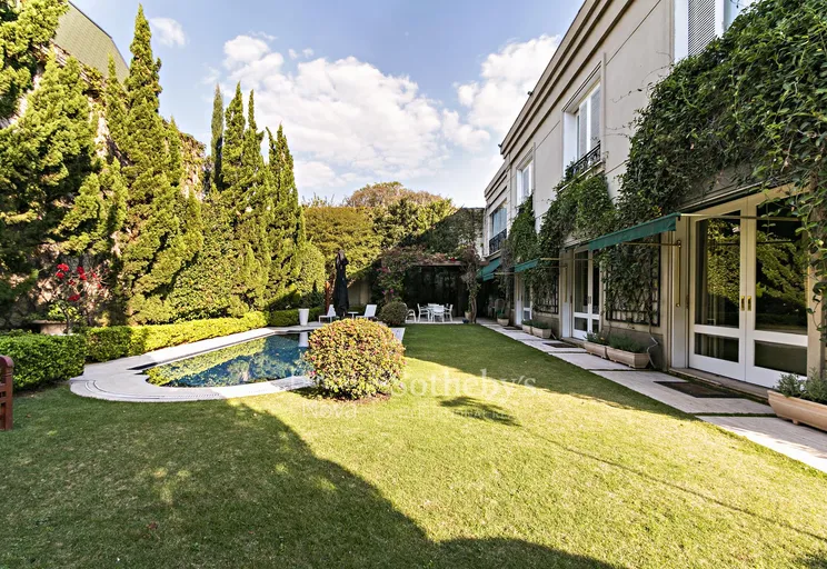 Fachada da casa - Imagem 1