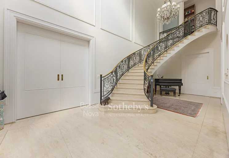 Hall - Imagem 38