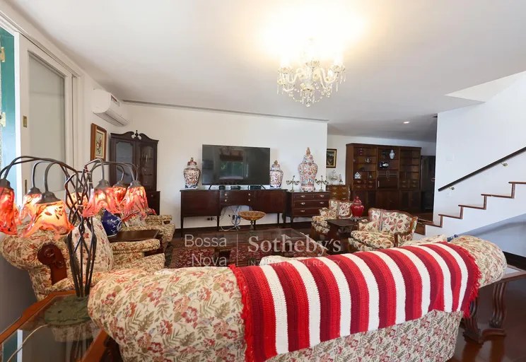 Sala íntima - Imagem 33