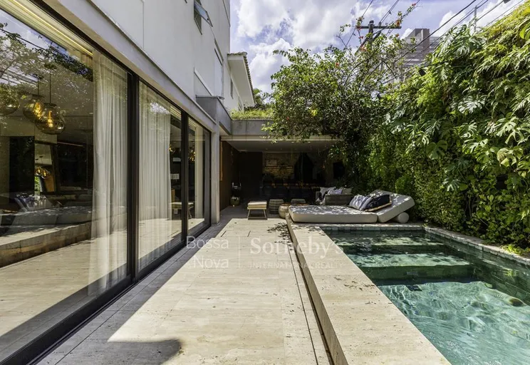 Piscina - Imagem 1