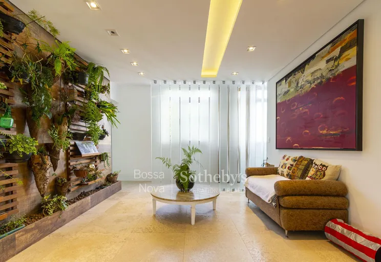 Sala íntima - Imagem 14