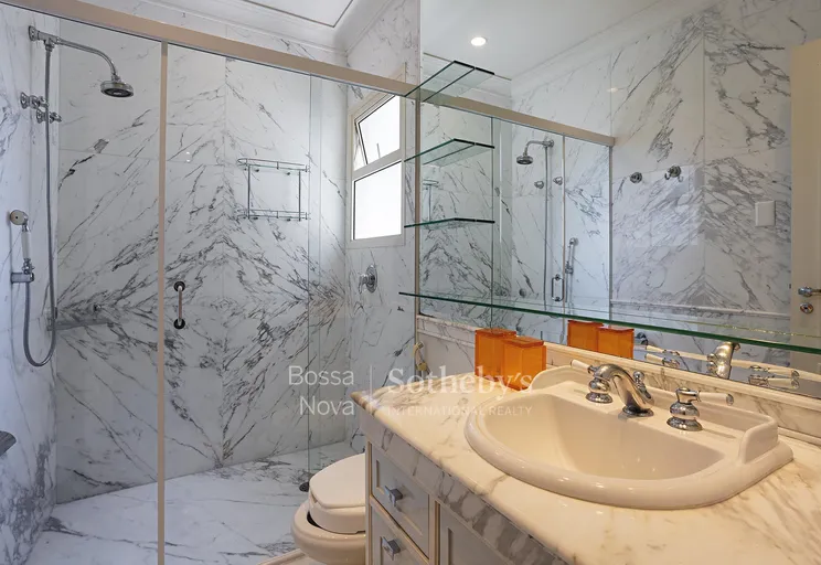 Banheiro da suíte 2 - Imagem 30