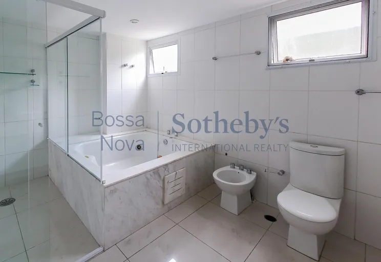 Banheiro da suíte máster - Imagem 21