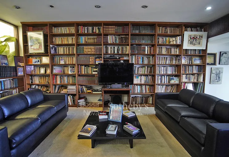 Biblioteca - Imagem 12