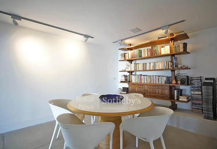 Biblioteca - Imagem 25