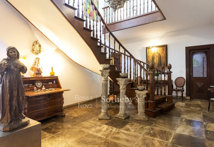 Hall - Imagem 3
