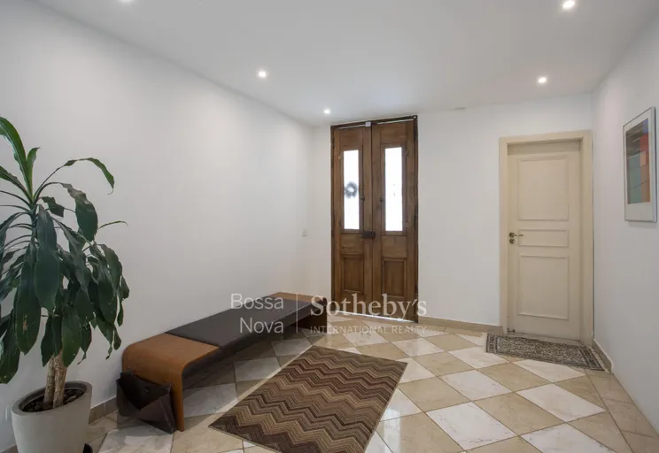 Hall - Imagem 3