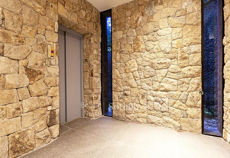 Elevador privativo - Imagem 32