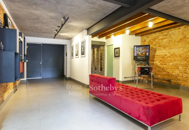Hall - Imagem 2