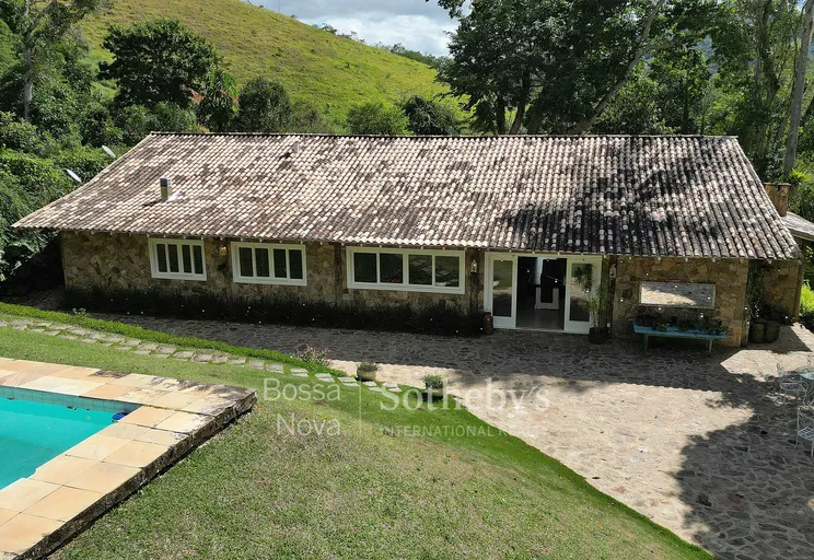 Fachada da casa - Imagem 10
