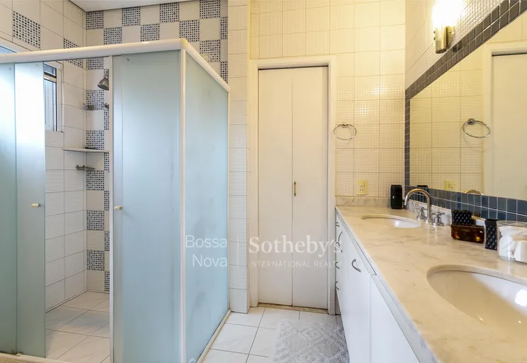 Banheiro da suíte 3 - Imagem 27