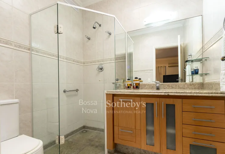 Banheiro da suíte 1 - Imagem 40