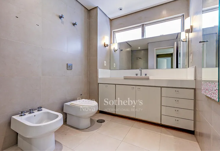 Banheiro da suíte 1 - Imagem 17