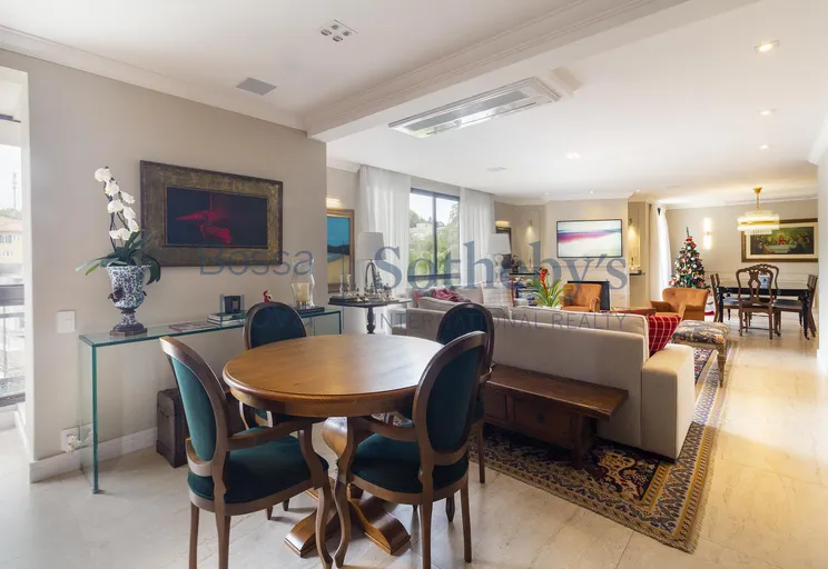 Sala íntima - Imagem 9