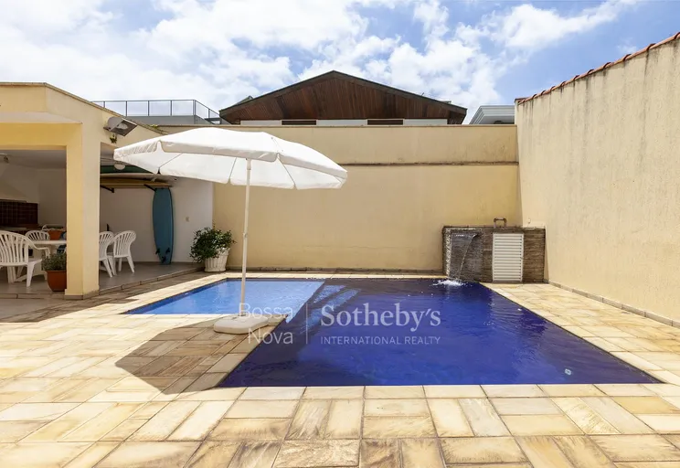Piscina - Imagem 1