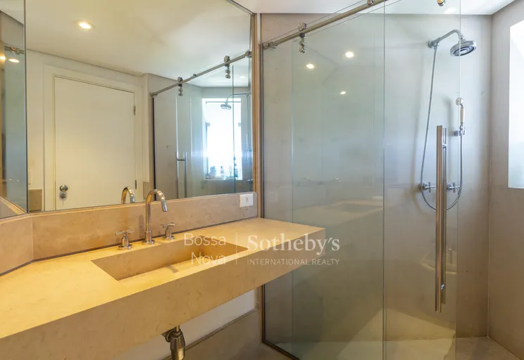 Banheiro da suíte 3 - Imagem 32