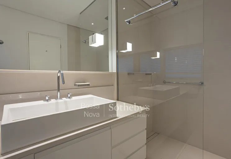 Banheiro da suíte 3 - Imagem 36