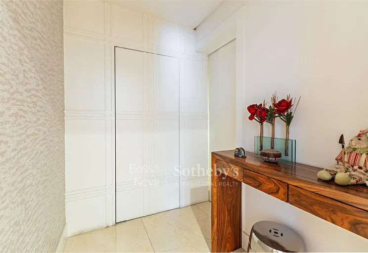 Hall - Imagem 9