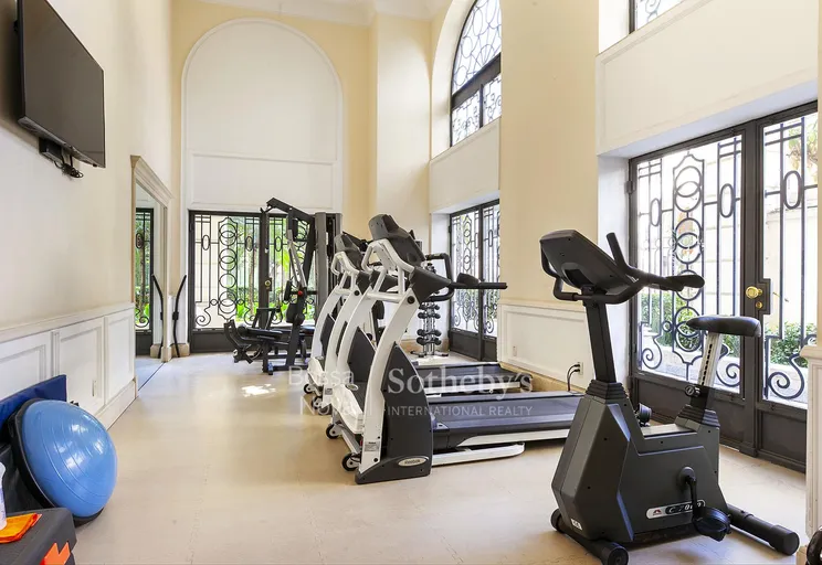 Academia de Ginástica - Imagem 37