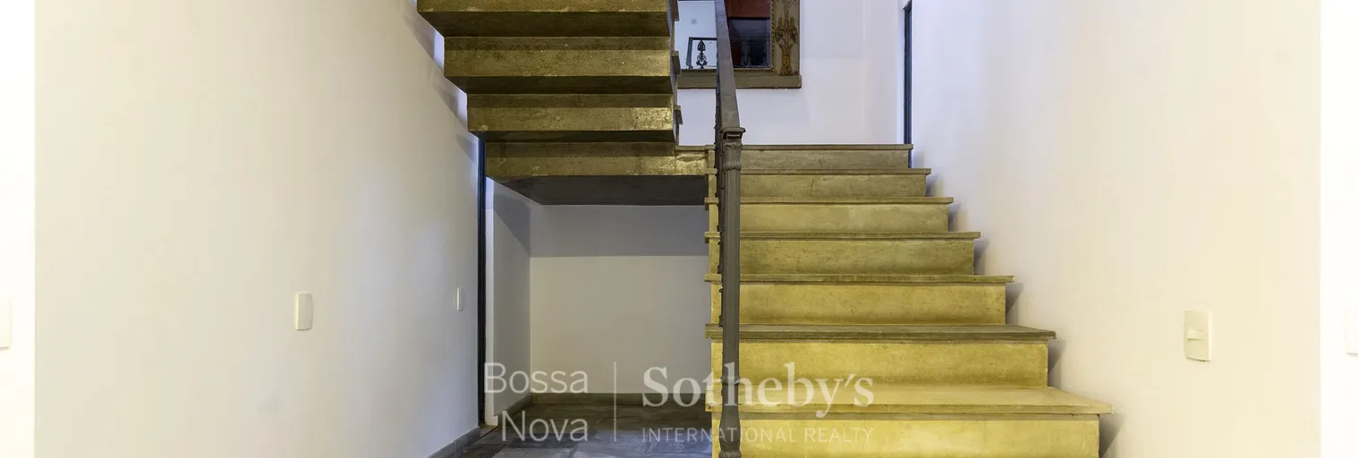 Elevador privativo - Imagem 4