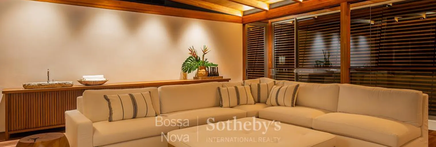 Sala íntima - Imagem 13