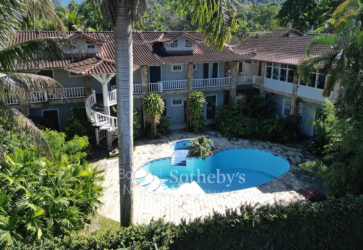 Piscina - Imagem 1