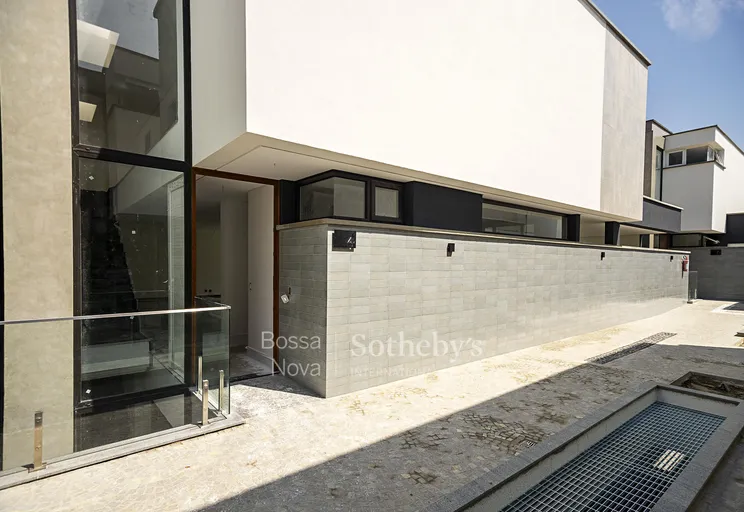 Fachada - Imagem 18