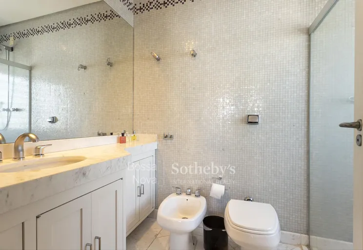 Banheiro da suíte 1 - Imagem 24