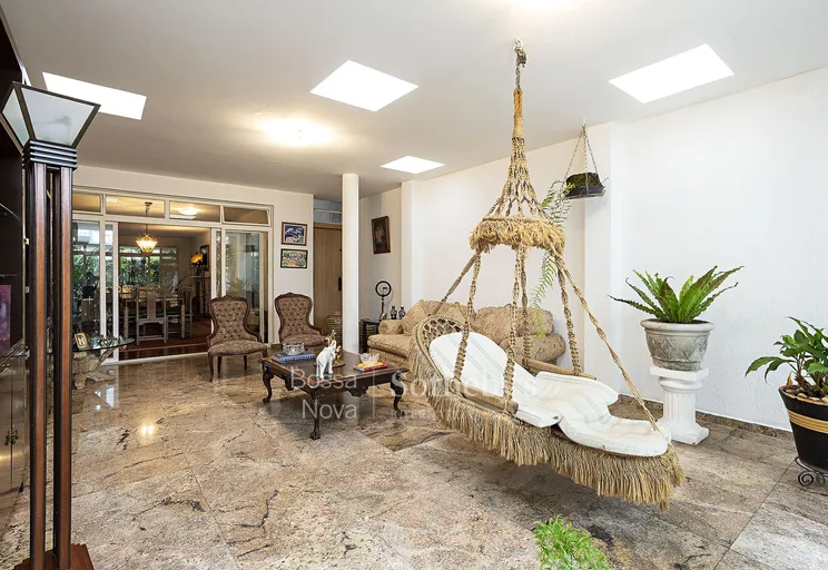 Sala íntima - Imagem 12