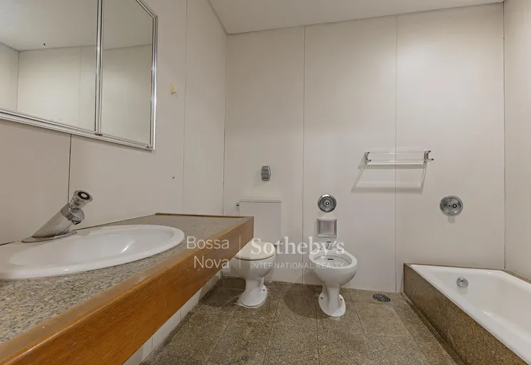 Banheiro da suíte máster - Imagem 30