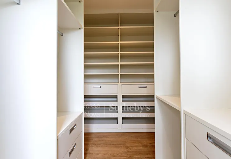 Closet - Imagem 13