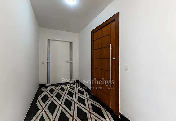 Hall - Imagem 3