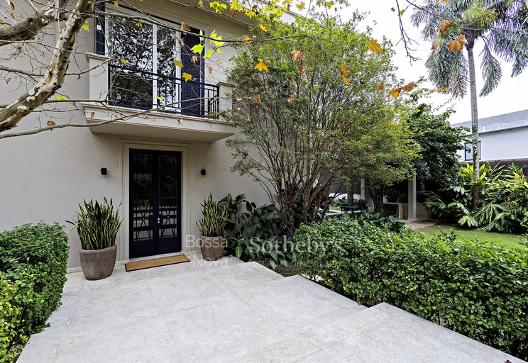 Fachada da casa - Imagem 6