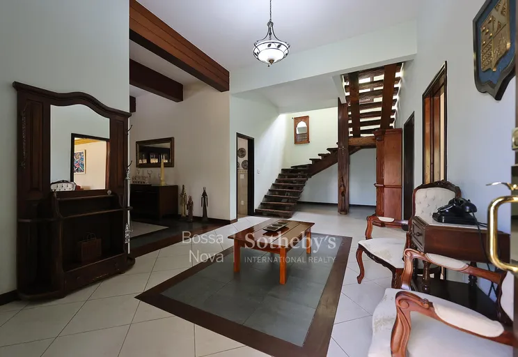 Hall - Imagem 25