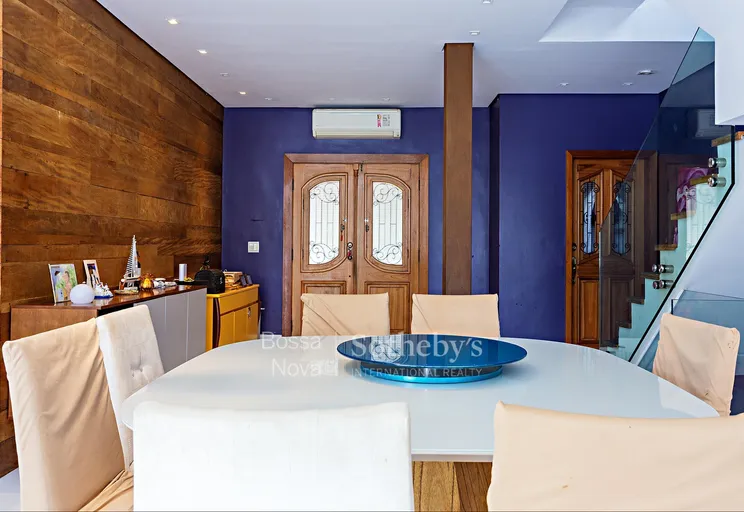 Hall - Imagem 3