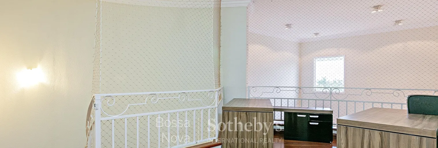 Hall - Imagem 11