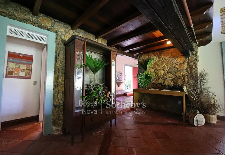 Hall - Imagem 3