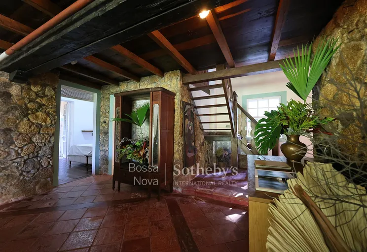 Hall - Imagem 4