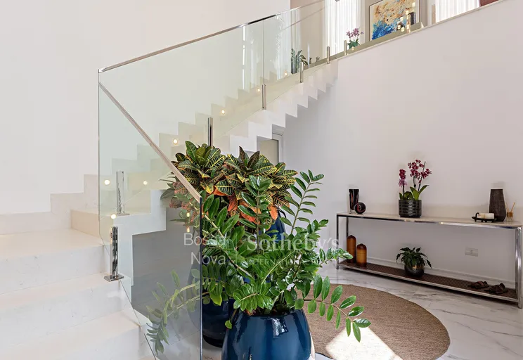 Hall - Imagem 2